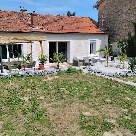 Au Pied Des Vignes Champenoise